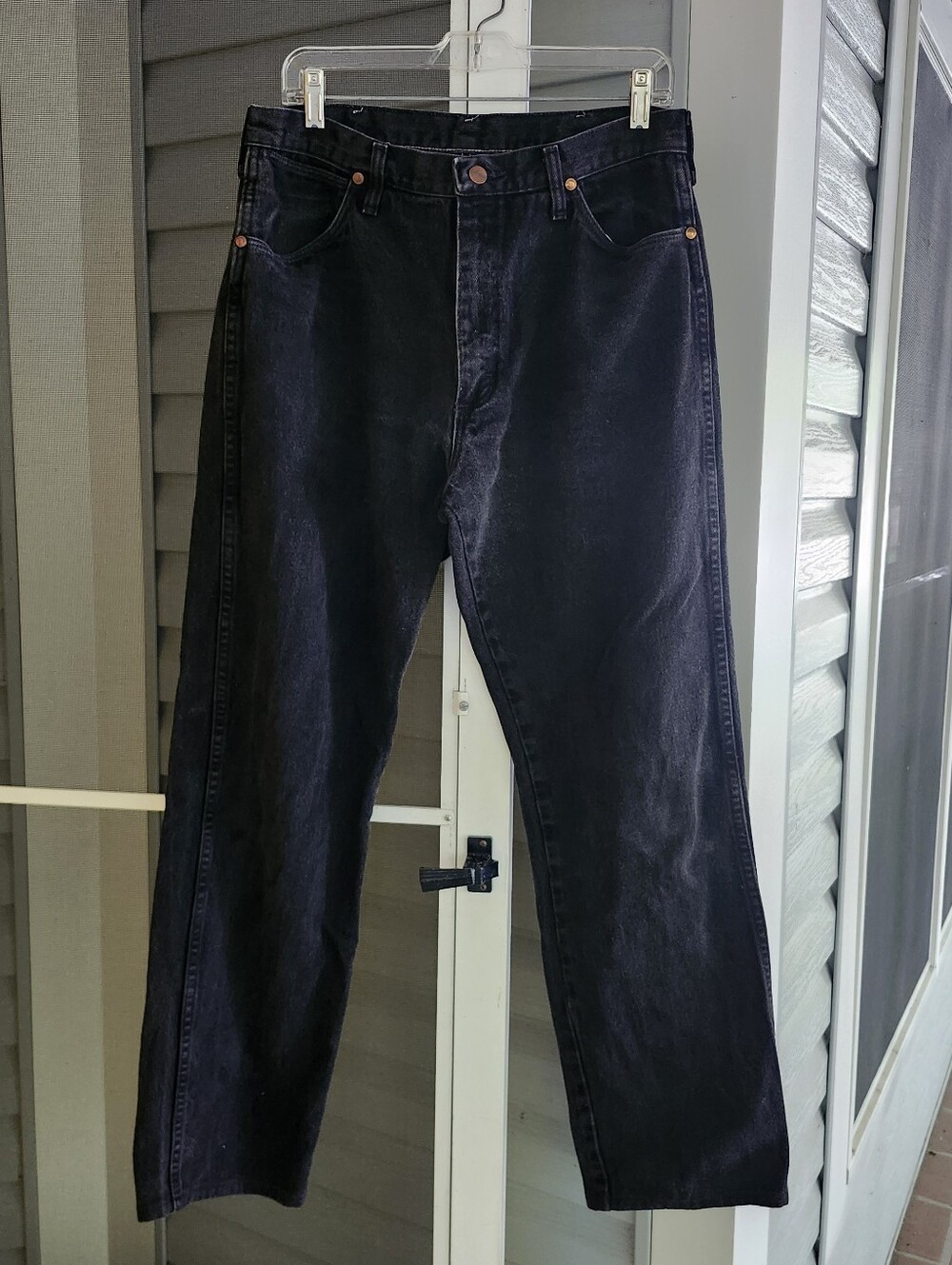 Mens Vintage Wrangler 100% ctn Cowboy Cut Original Fit Black Denim jeans 34x34